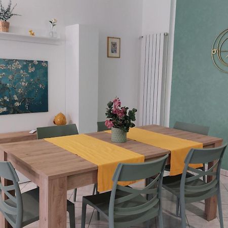 מרטאנו Casa Vacanze Fronte Castello מראה חיצוני תמונה