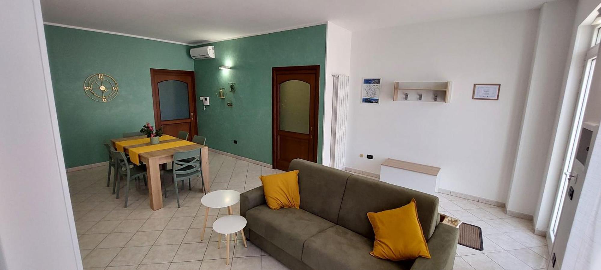 מרטאנו Casa Vacanze Fronte Castello מראה חיצוני תמונה